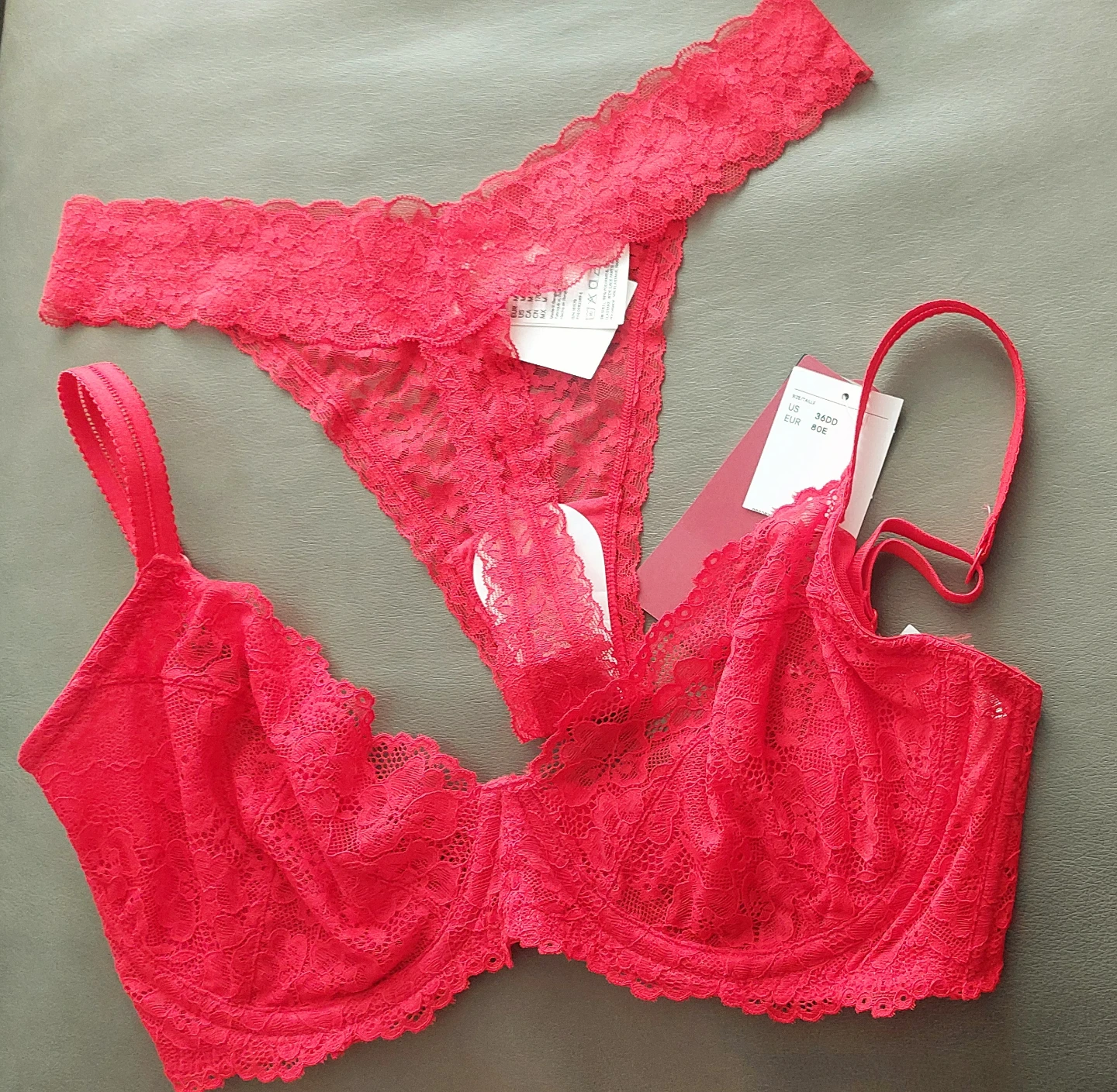 Red Lace Bra and Panty Set (BNWT) - photo 3