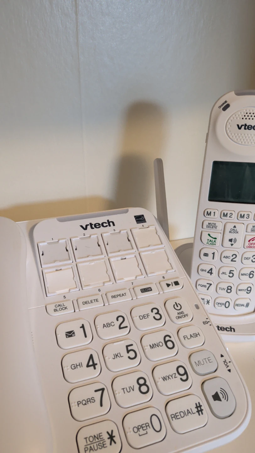VTech Amplified Corded/Cordless Answering System SN5147 - photo 3