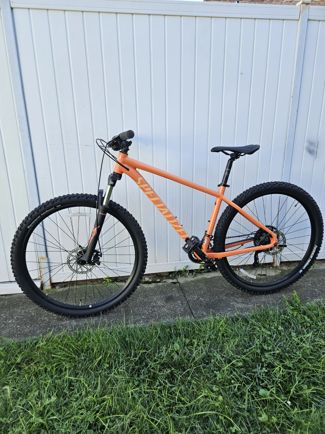 Specialized Rockhopper Mountain Bike