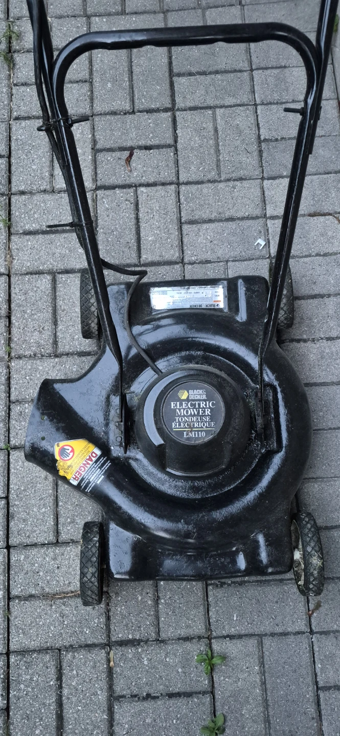 Black & Decker Electric Mower LM110 - photo 3