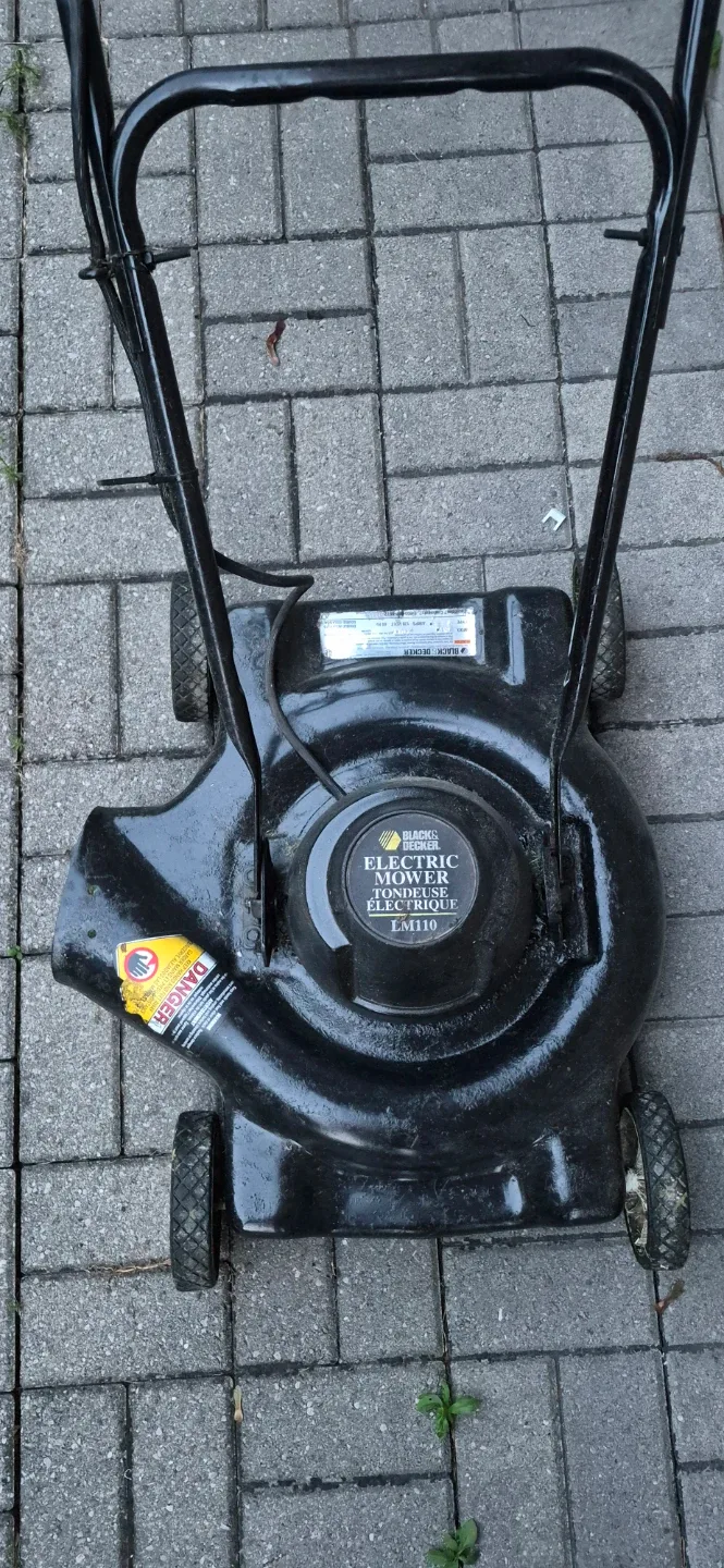 Black & Decker Electric Mower LM110 - photo 3