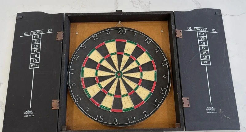 Dartboard Cabinet with Cheers Logo - photo 2