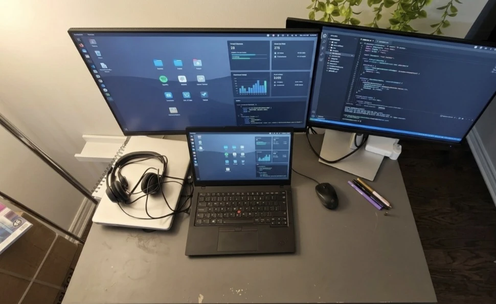 Ikea Adjustable Height Desk / Study table - photo 2