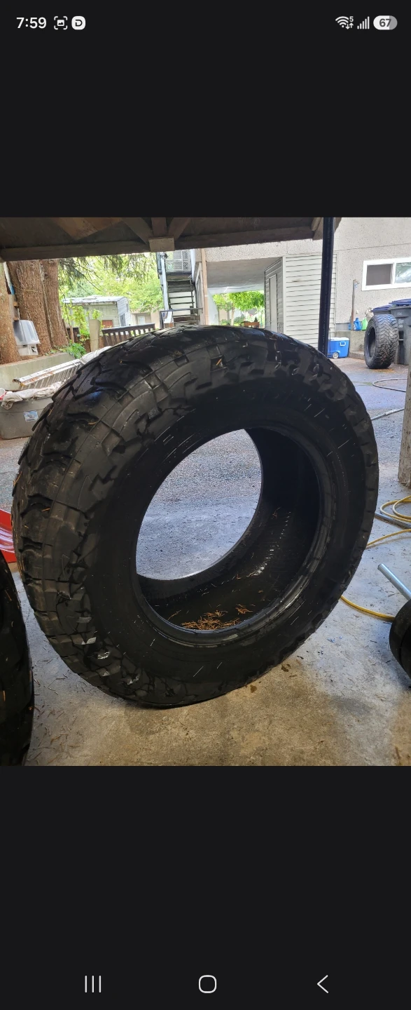 Used toyo MT Tires open country, - photo 2