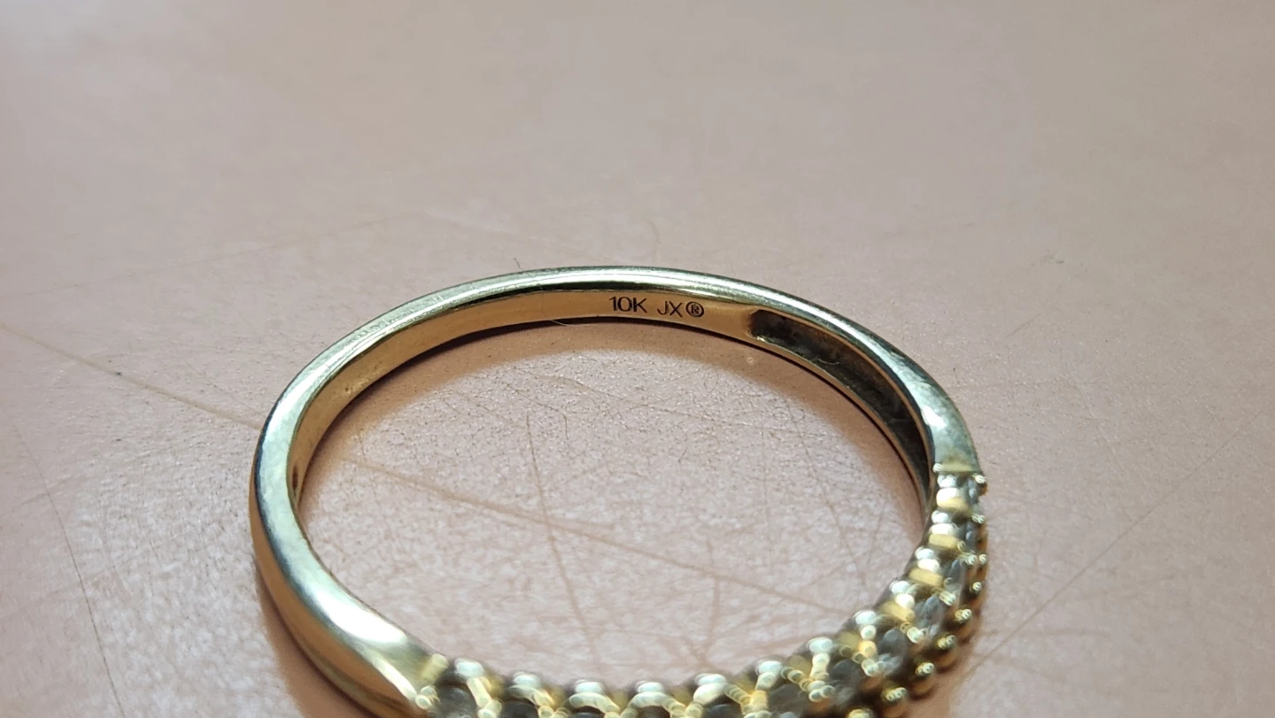 10K Gold Diamond Band Ring