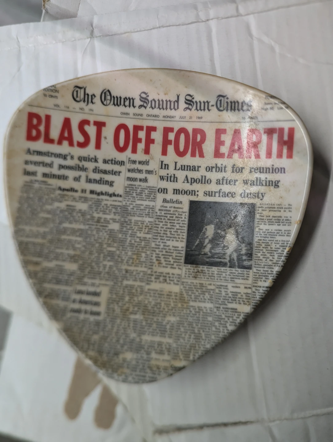 The Owen Sound Sun-Times "Blast Off for Earth" ash tray