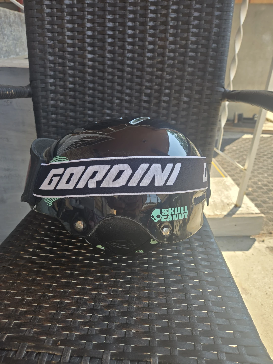 Skullcandy Ski Helmet and Goggles Set - photo 2
