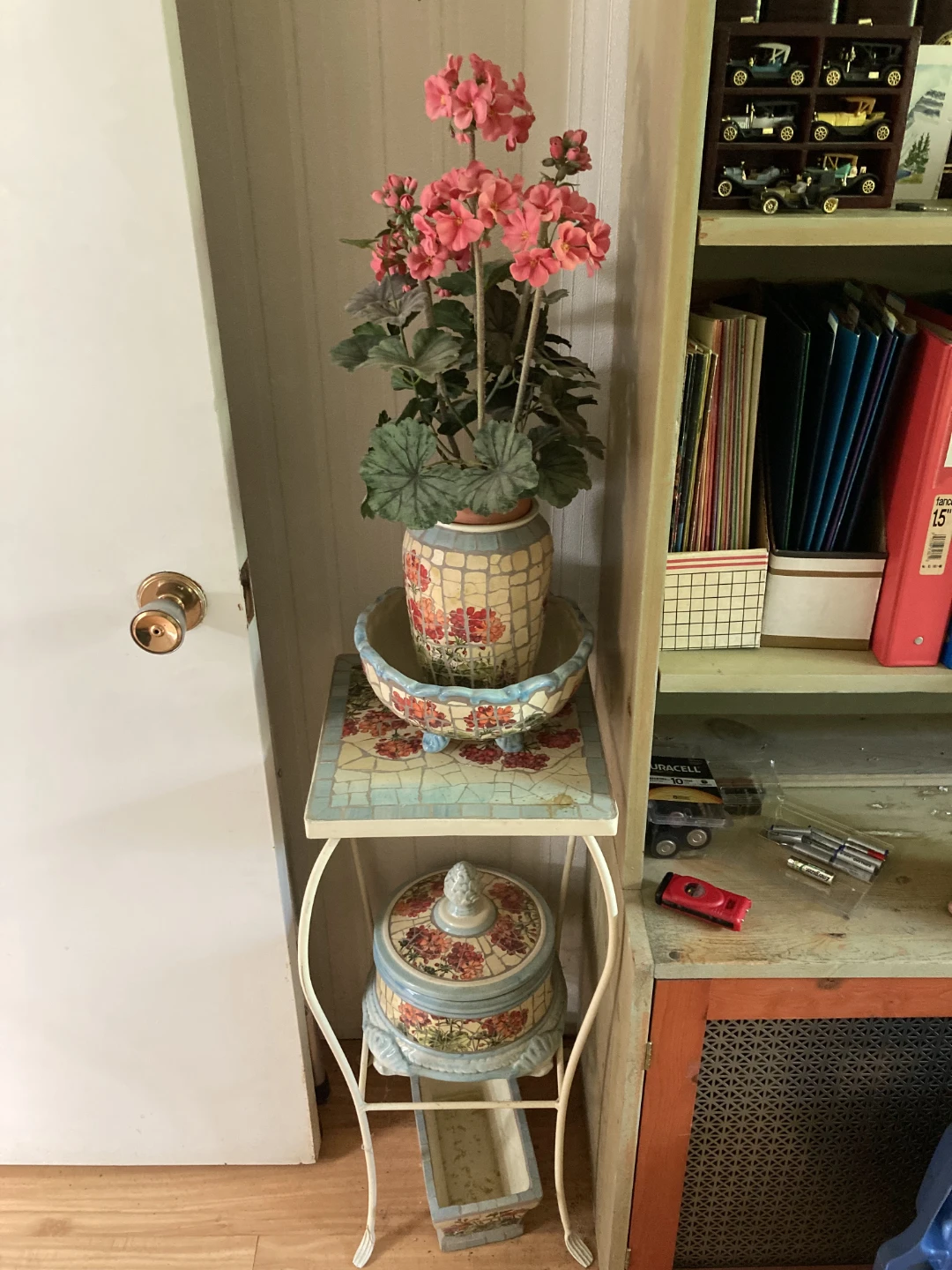 Mosaic Plant Stand with Decorative Pot and Bowl