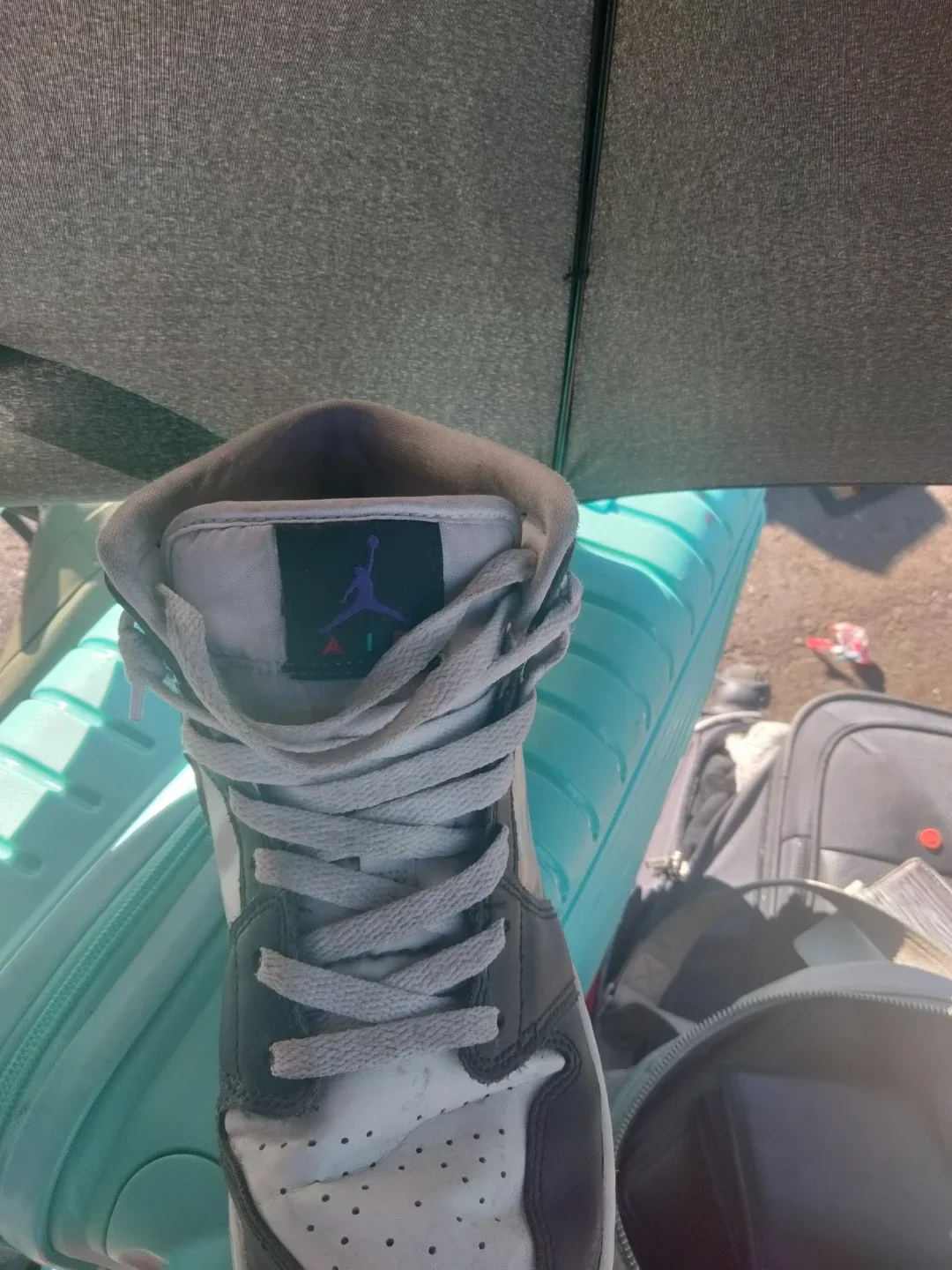 Air Jordan 1 Mid SE - photo 3