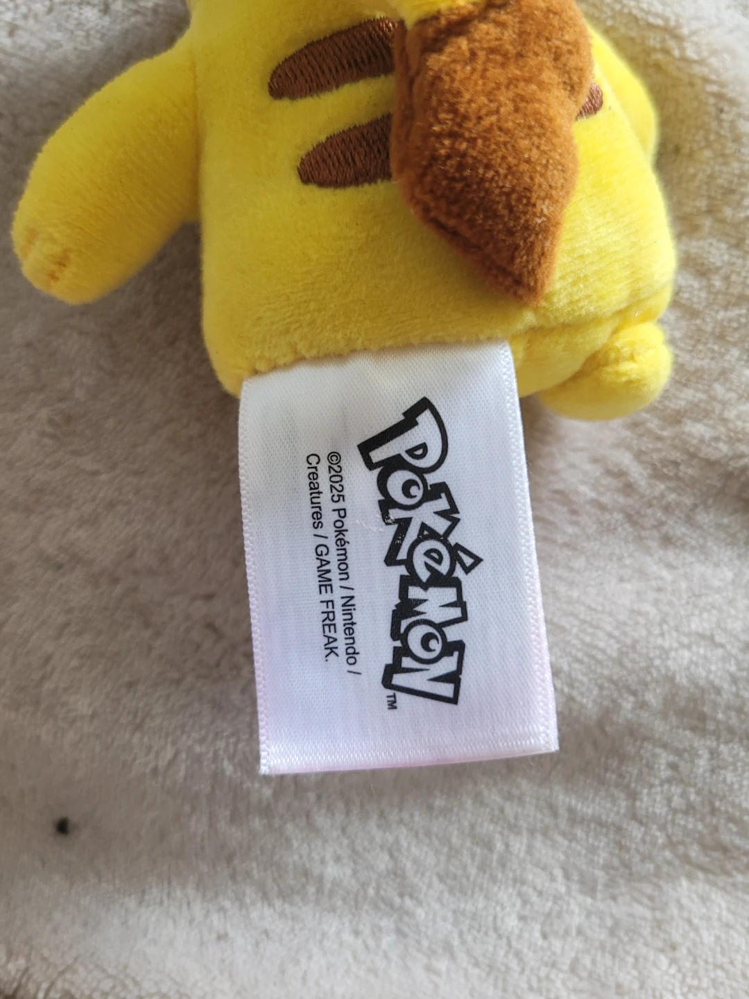 Pokemon Pikachu Plush Keychain Clip - photo 2