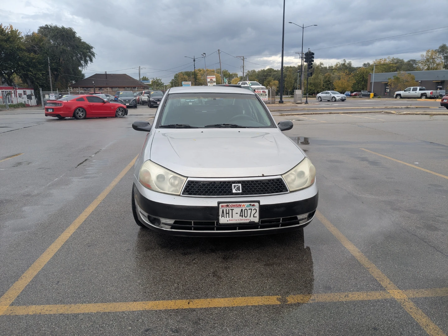 Silver Saturn L200 Sedan