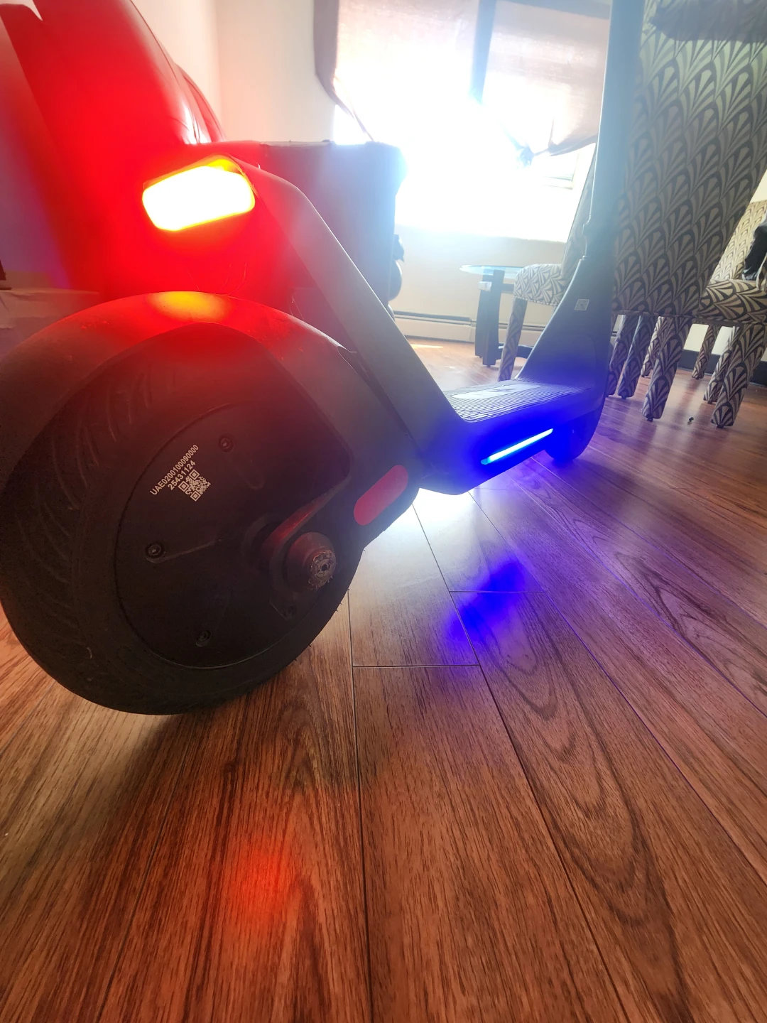 Electric Scooter with Lights - photo 2