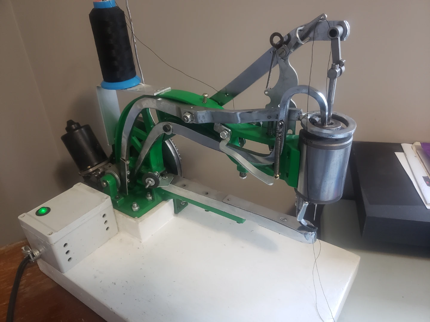 Industrial Leather Sewing Machine