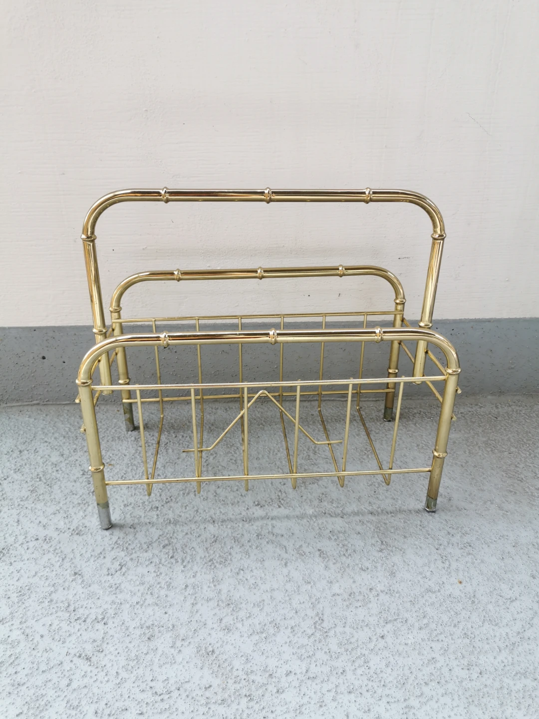 Vintage Hollywood Regency Magazine Rack - photo 3