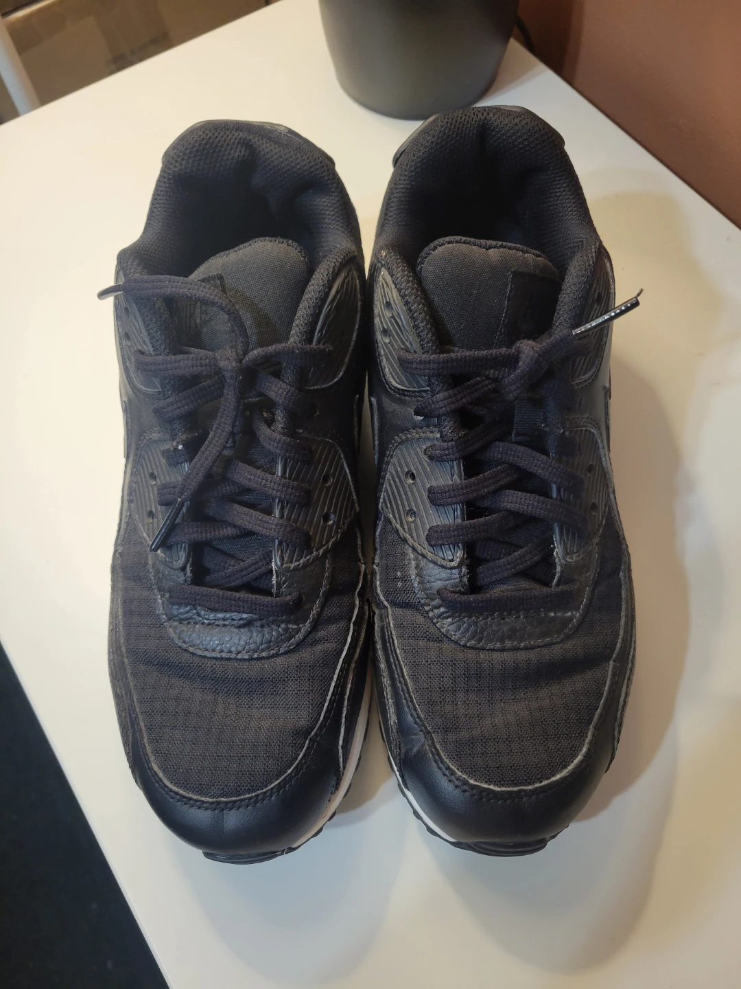 FREE NIKES - photo 2