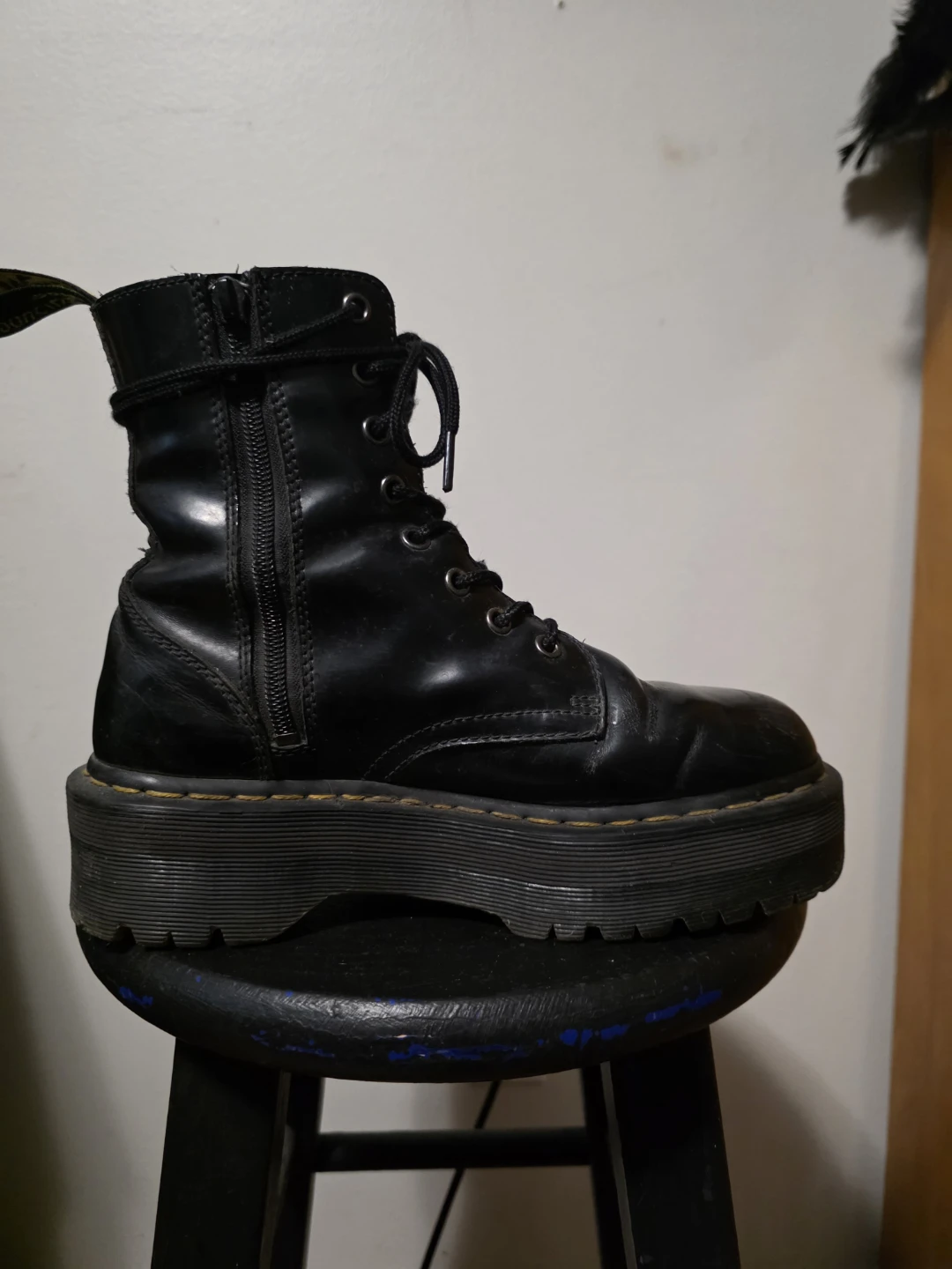 Dr. Martens Jadon Platform Boots – Women’s Size 8 - photo 2