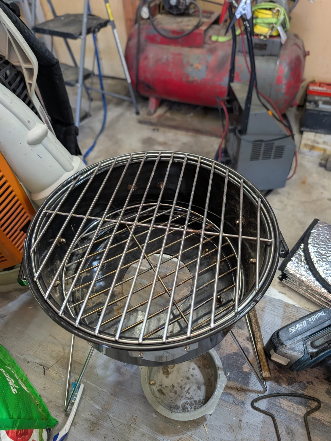 Harley-Davidson Portable Charcoal Grill - photo 3