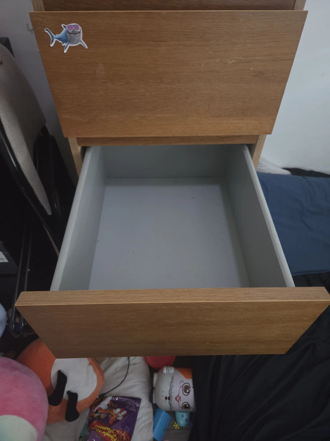 Wooden 5-Drawer Dresser - photo 2