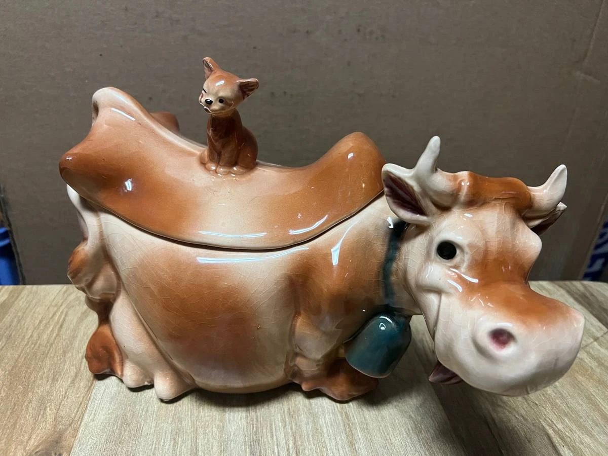 Vintage Ceramic Cow & Kitten Cookie Jar - photo 2