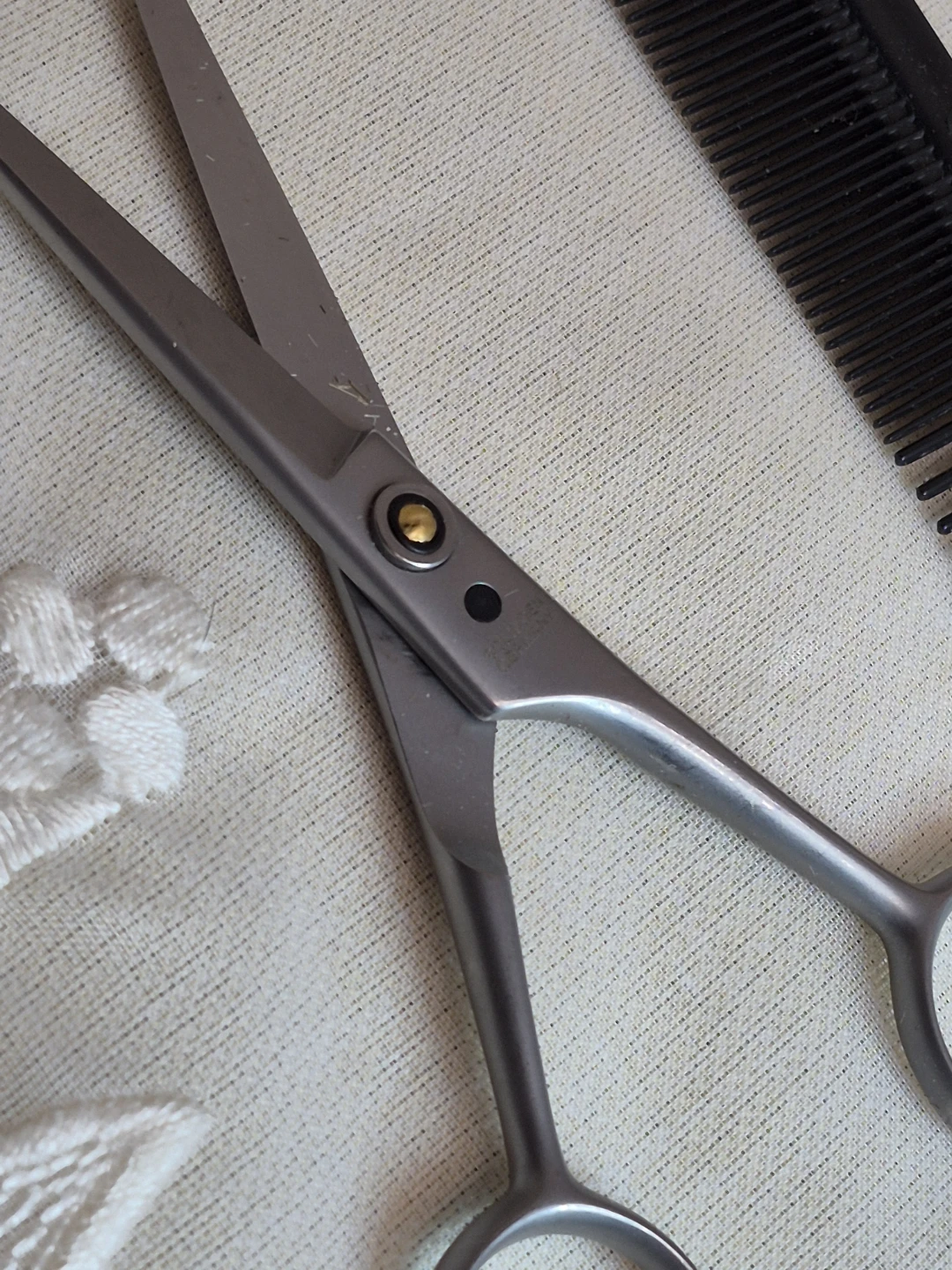 Pair of Professional Hair Cutting Scissors Cutting Shears... - photo 4