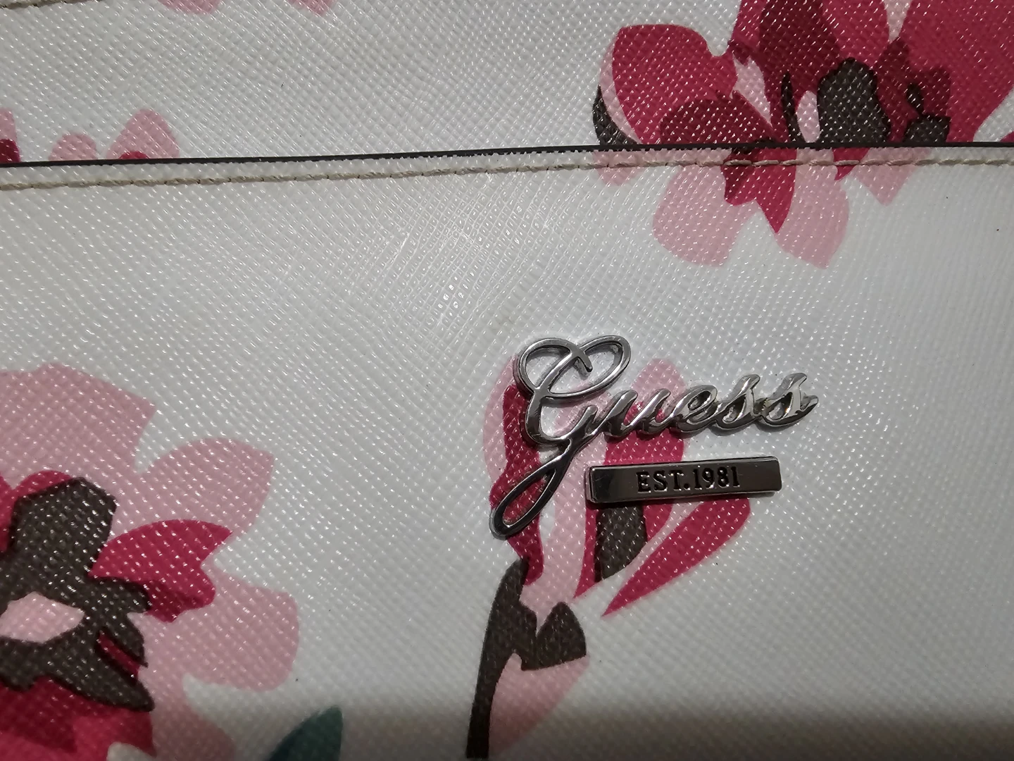 Guess Floral Wristlet Wallet - photo 2