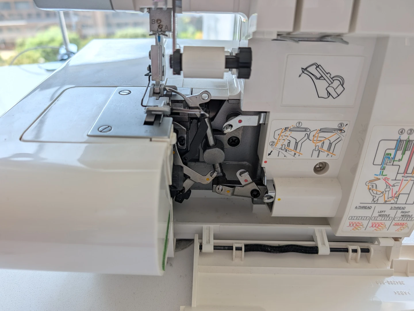 SINGER ProFinish Serger Sewing Machine - photo 3