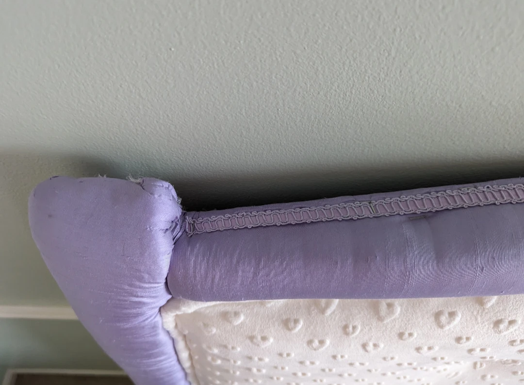 Headboard of Lavender Silk and White Velvet King Tufted - photo 4