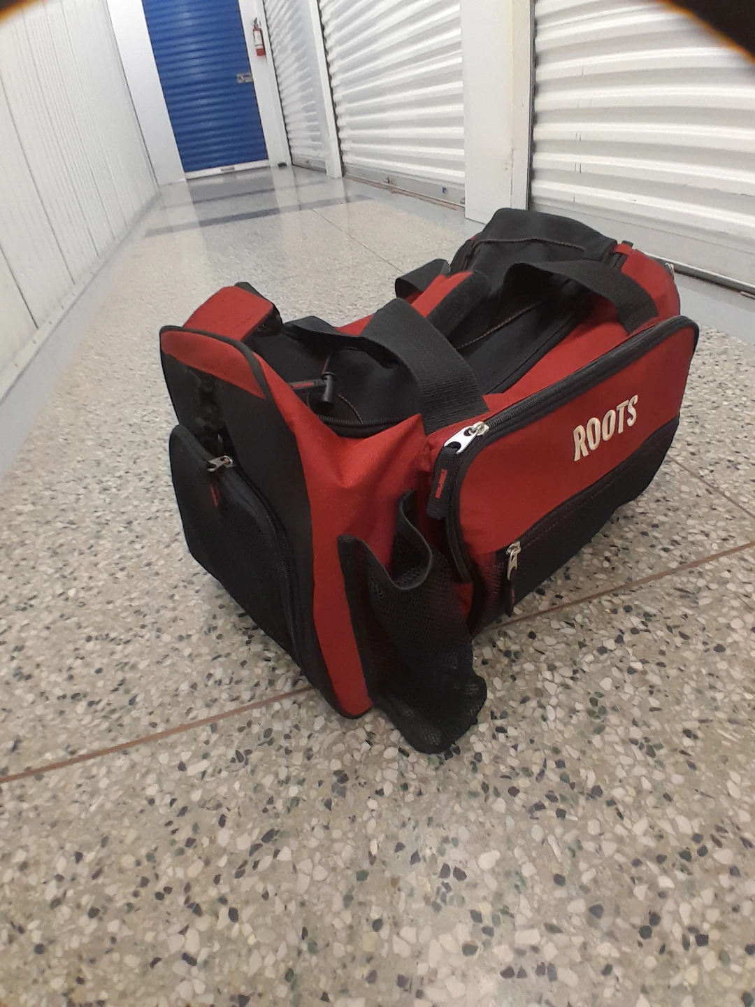 Roots Red & Black Duffle Gym  Bag College Style - photo 2