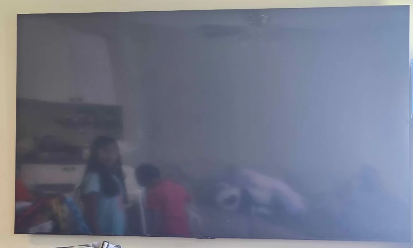 75" samsung tv- broken screen parts only