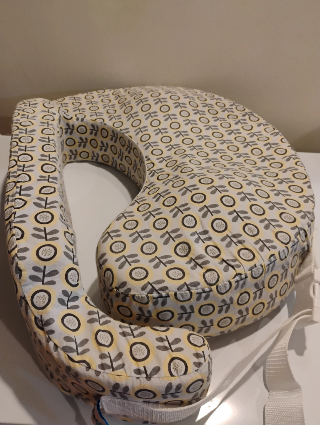 Nursing Pillow - photo 2