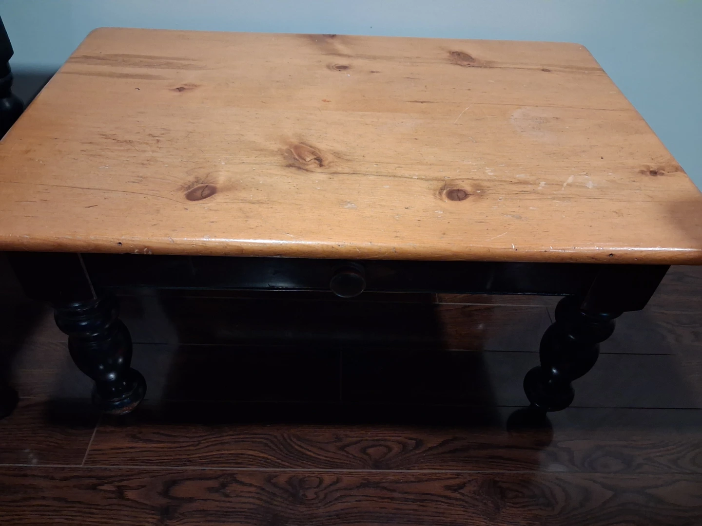 Vintage pine coffee table and End Table - photo 4