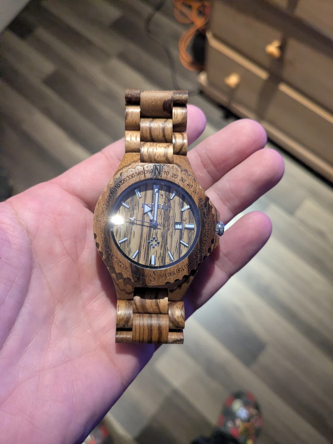 Wooden Watch - Brand "BEWELL" - Unique Design