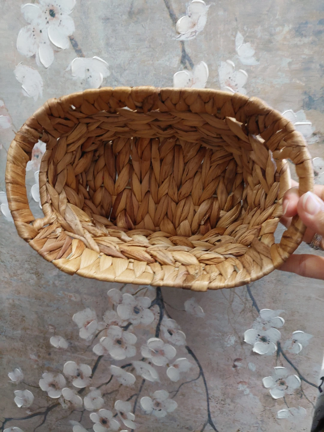 Woven Water Hyacinth Basket - photo 2