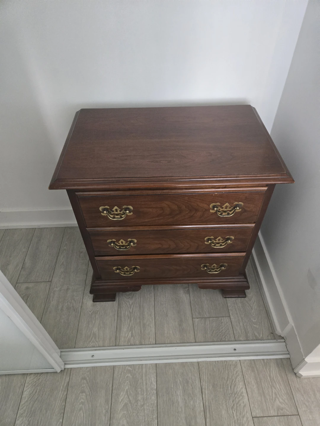 Wooden Nightstand with 3 Drawers