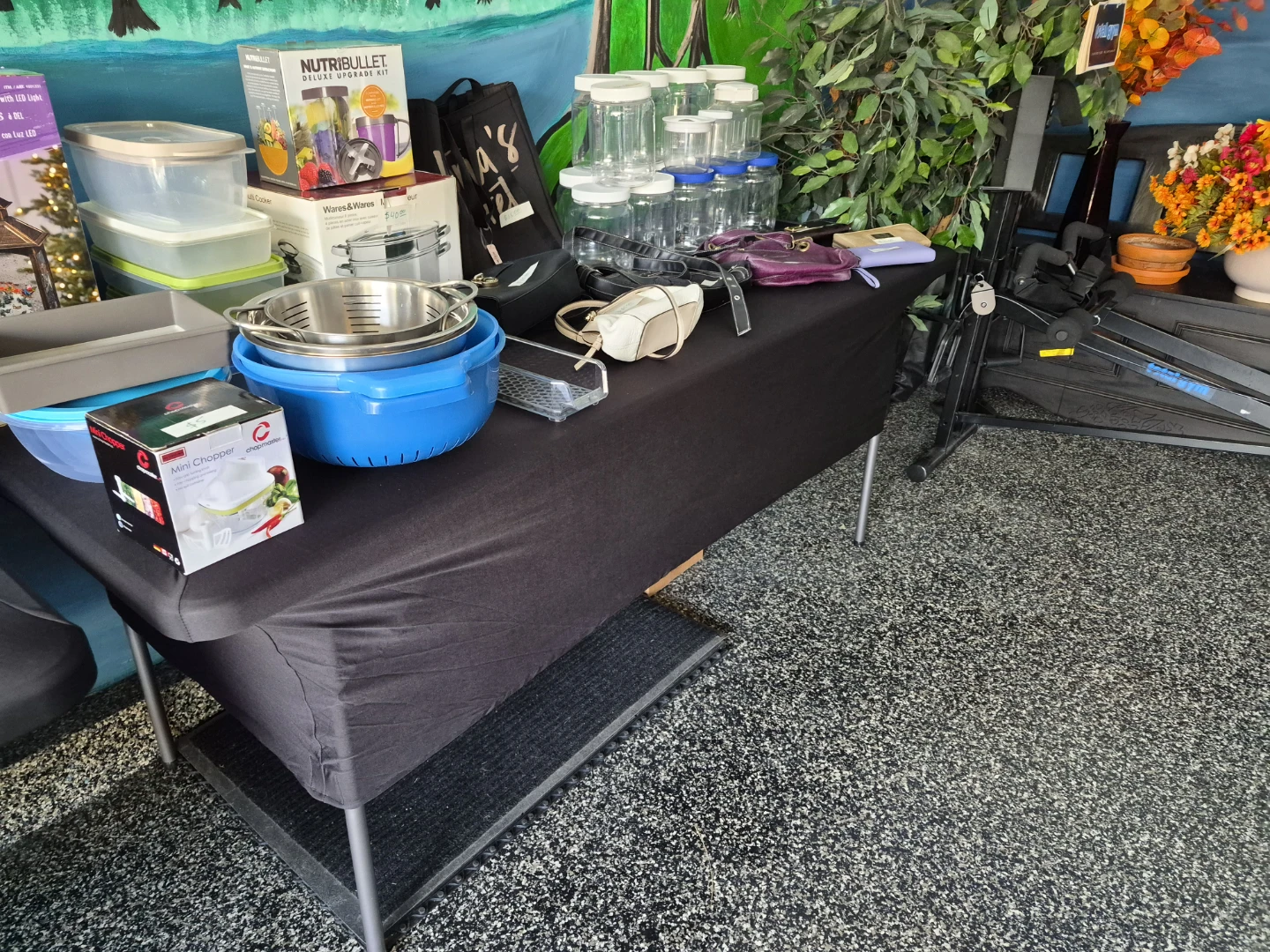 Garage Sale on Canyon Park SE - photo 4