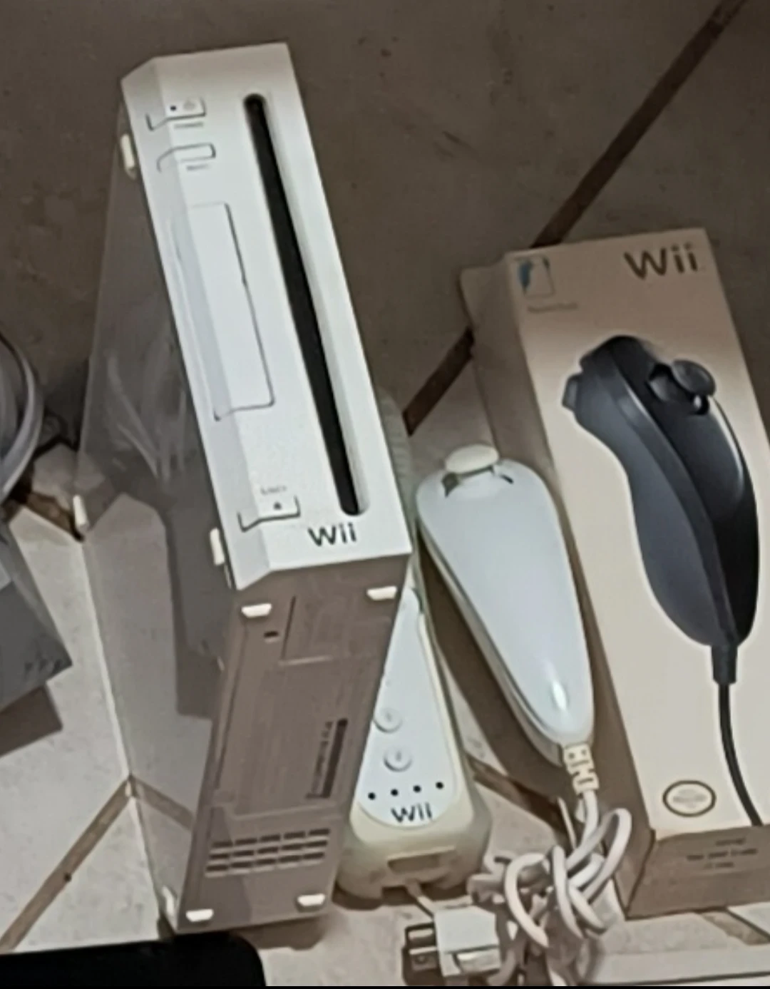 White Nintendo Wii Console with Accessories