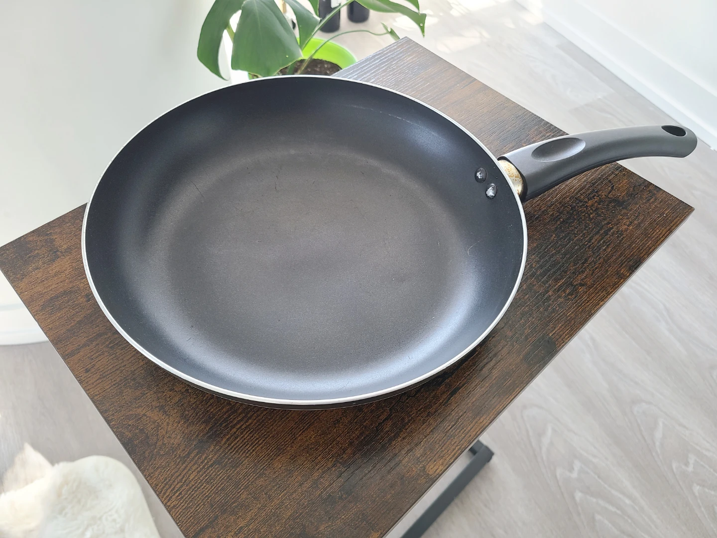 Black Frying Pan