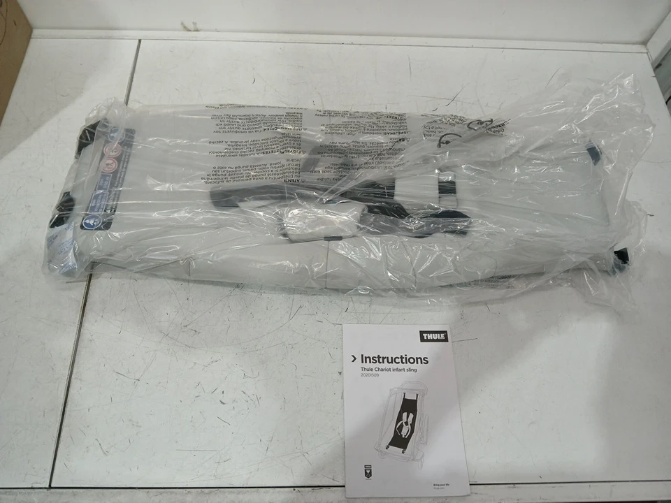 Thule Chariot infant sling- NEW - photo 2