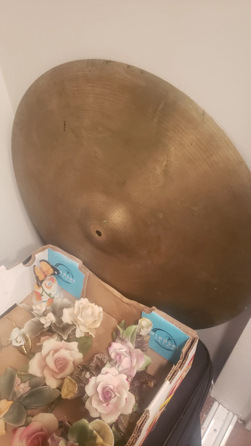 22inch Zildjian ride Cymbal