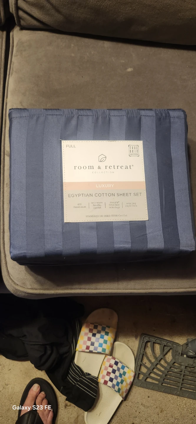 Room & Retreat Luxury Egyptian Cotton Sheet Set - Full