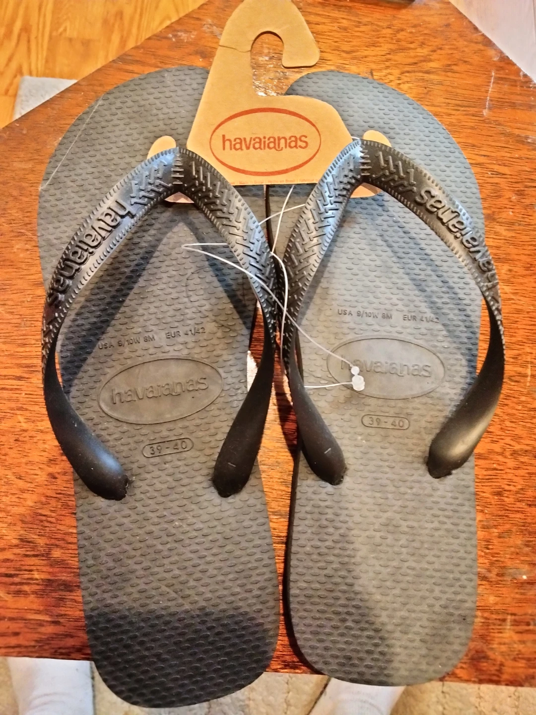 Havaianas Black Flip Flops Size 8 - photo 4