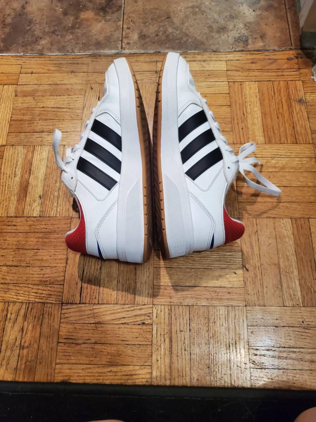 Men's & Boys Original Adidas Shoes Size 9 - photo 4