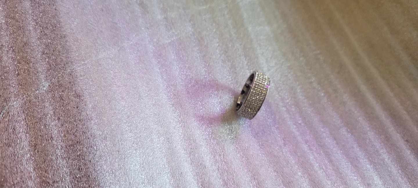 Sparkly Ring - photo 4