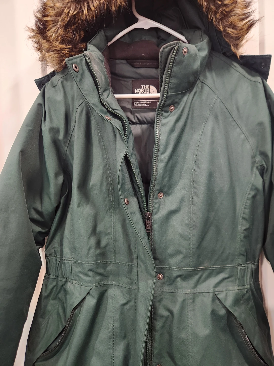 The North Face Women's Green Parka Jacket - photo 3