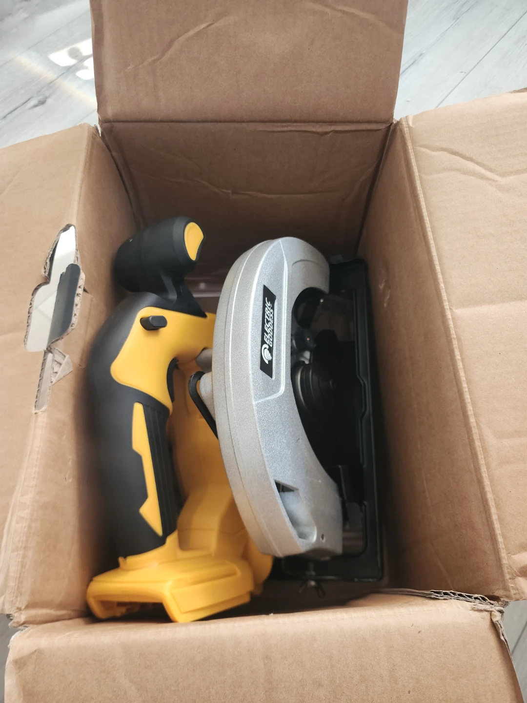 Cordless Circular Saw with BL Motor - photo 3
