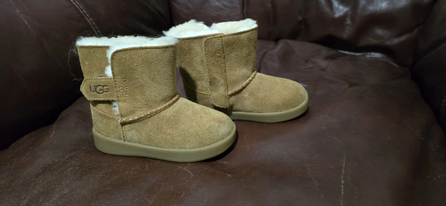 UGG Toddler Boots Size 5