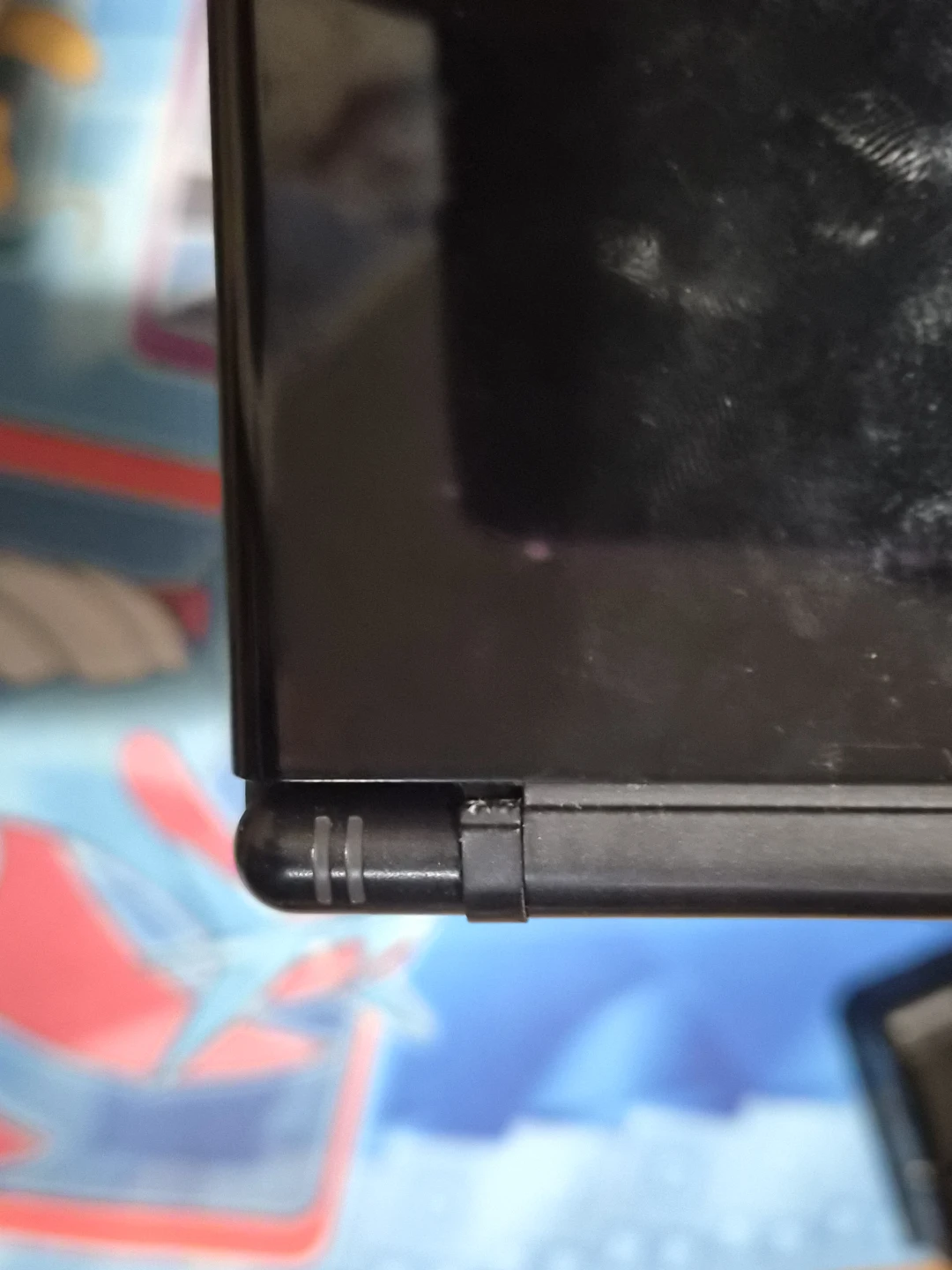 3 nintendo DS Lites, broken, for sale - photo 2