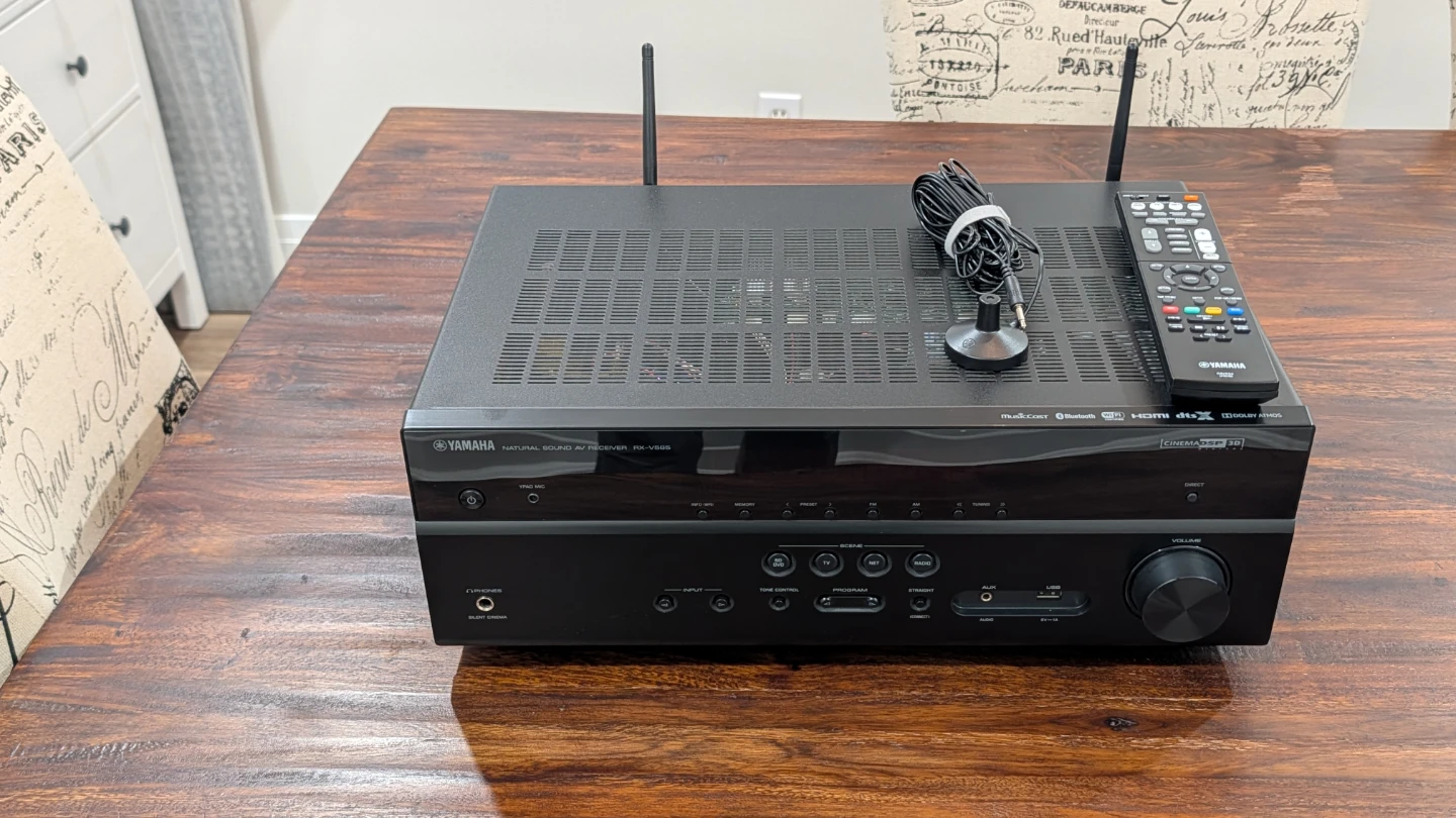 Yamaha RX-V585 4K 7.2-channel Dolby Atmos Home Theatre Receiver - photo 2