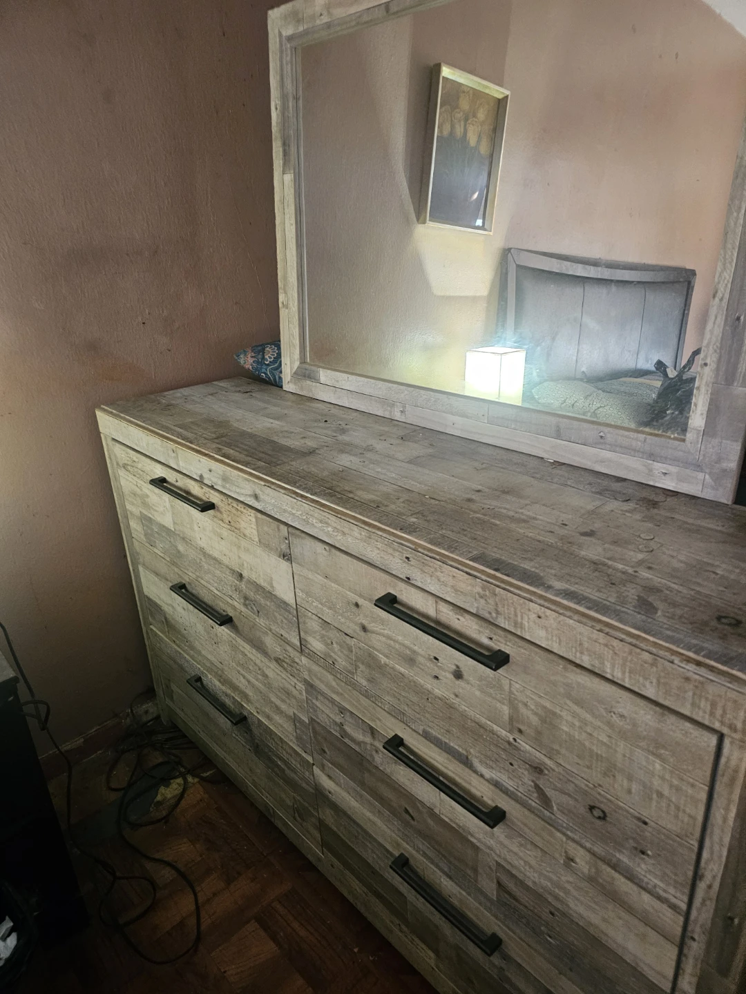 Wynnlow 6 Draw Dresser - photo 2