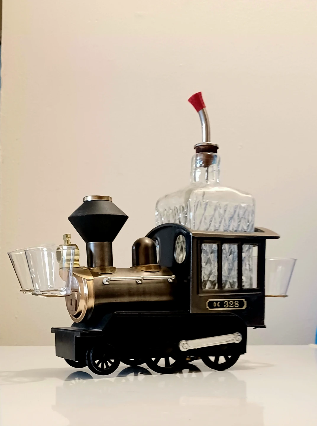 Vtg.  Locomotive Train Decanter Set